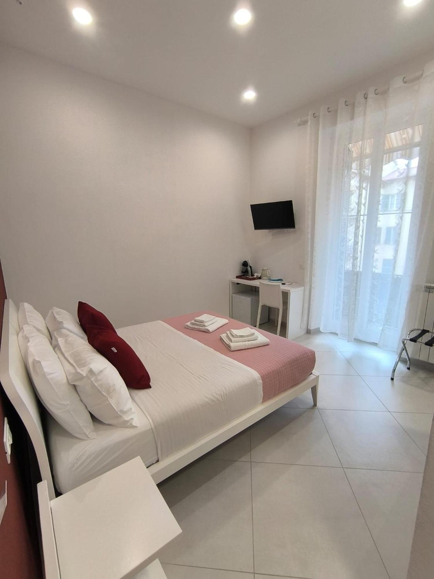 Cherry Rooms ลาสเปเซีย ภายนอก รูปภาพ